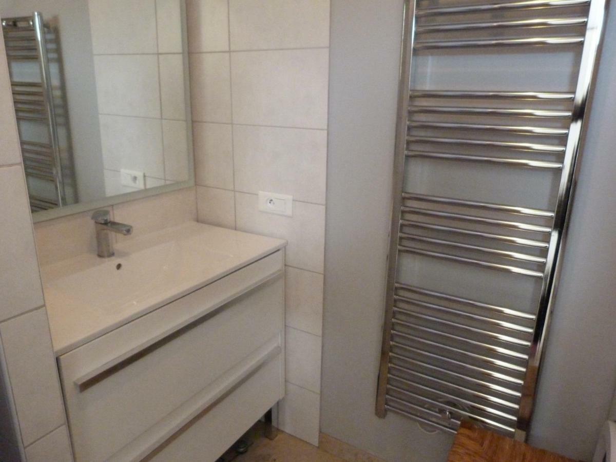 Les Cigales Apartment Alleins Ngoại thất bức ảnh